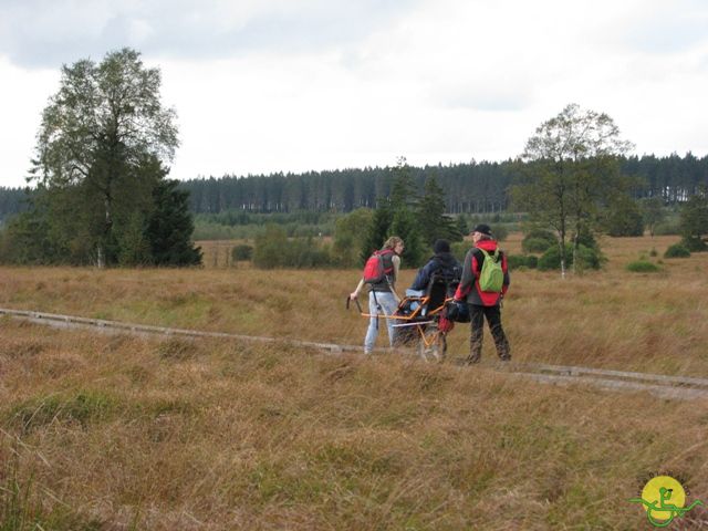 randonnée sportive avec joëlettes, Ovifat, 2012